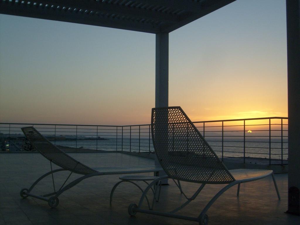 Brezza Di Grecale Aparthotel Trapani Exterior foto