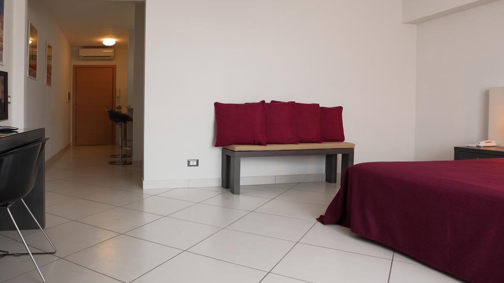 Brezza Di Grecale Aparthotel Trapani Exterior foto