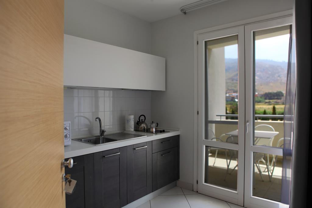 Brezza Di Grecale Aparthotel Trapani Exterior foto